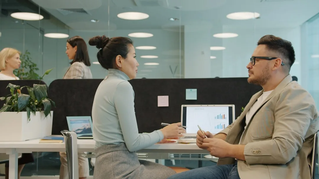 Perfectionnisme en Analyse d’Affaires : Quand Assez Est Suffisant