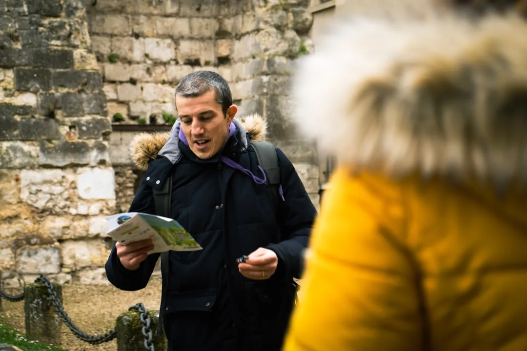tourist guide with map